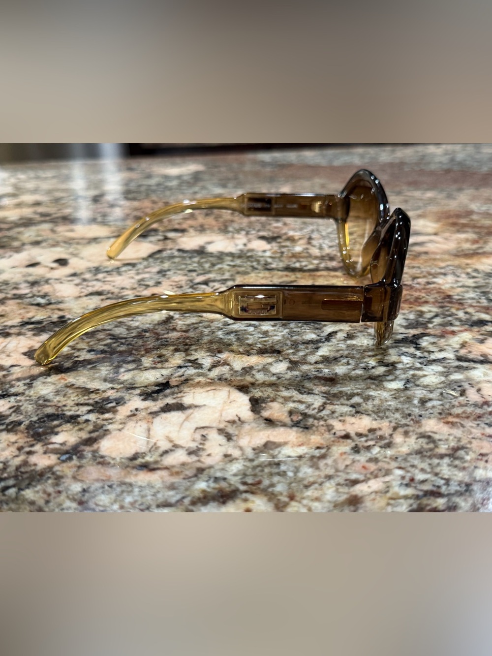 Gucci Women's Brown Gradient Round Sunglasses 2476/S Vintage - Picture 2 of 8